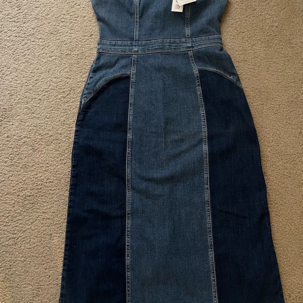 Blue Denim Jeans Color-Block Design